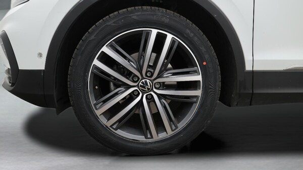 Used Volkswagen Tiguan 2022 for sale - 76108833: Photo 29