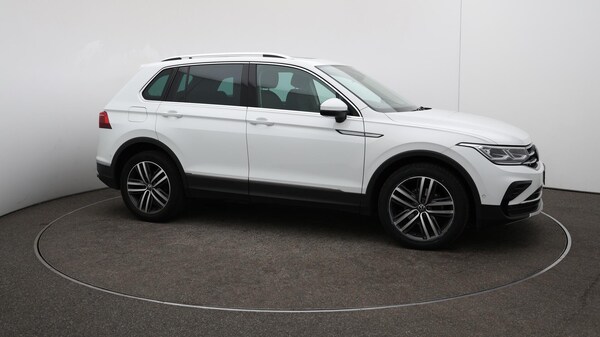 Used Volkswagen Tiguan 2022 for sale - 76108833: Photo 32