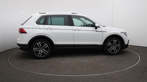 Used Volkswagen Tiguan 2022 for sale - 76108833: Photo 40