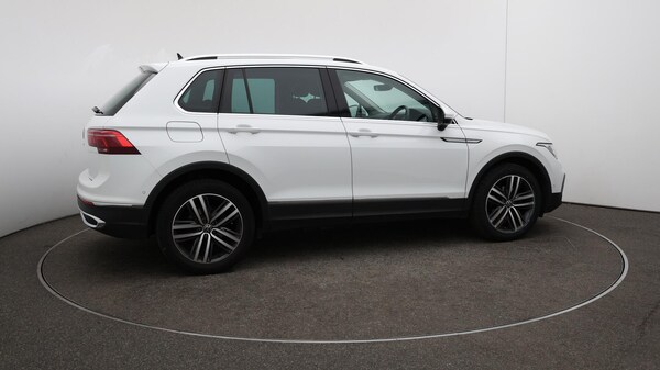 Used Volkswagen Tiguan 2022 for sale - 76108833: Photo 42