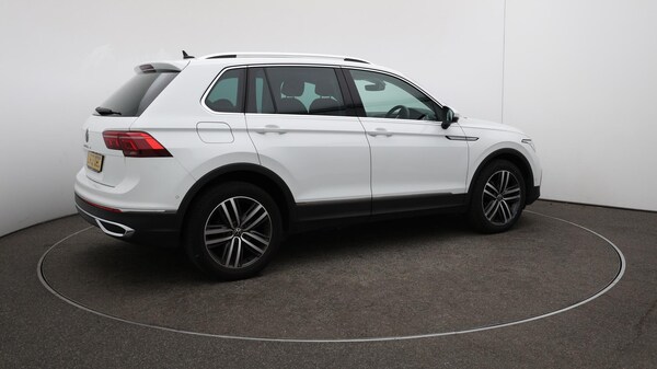 Used Volkswagen Tiguan 2022 for sale - 76108833: Photo 44