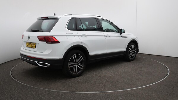 Used Volkswagen Tiguan 2022 for sale - 76108833: Photo 46