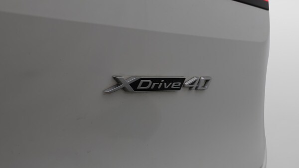 Used BMW iX 2022 for sale - 75402140: Photo 25