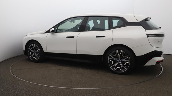 Used BMW iX 2022 for sale - 75402140: Photo 50