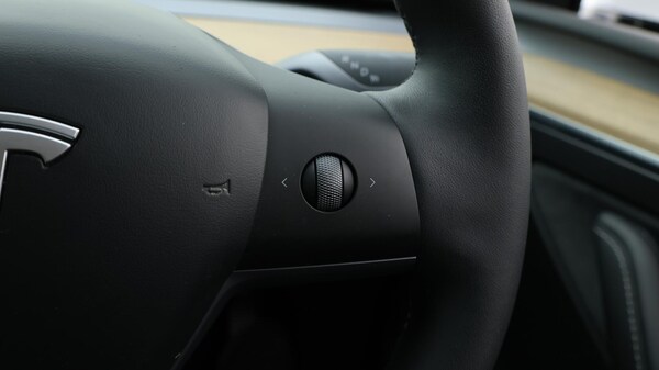 Used Tesla Model Y 2022 for sale - 76043156: Photo 24