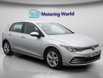 Volkswagen - Golf