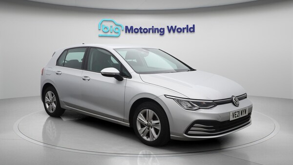 Used Volkswagen Golf 2021 for sale - 76246746: Photo 2