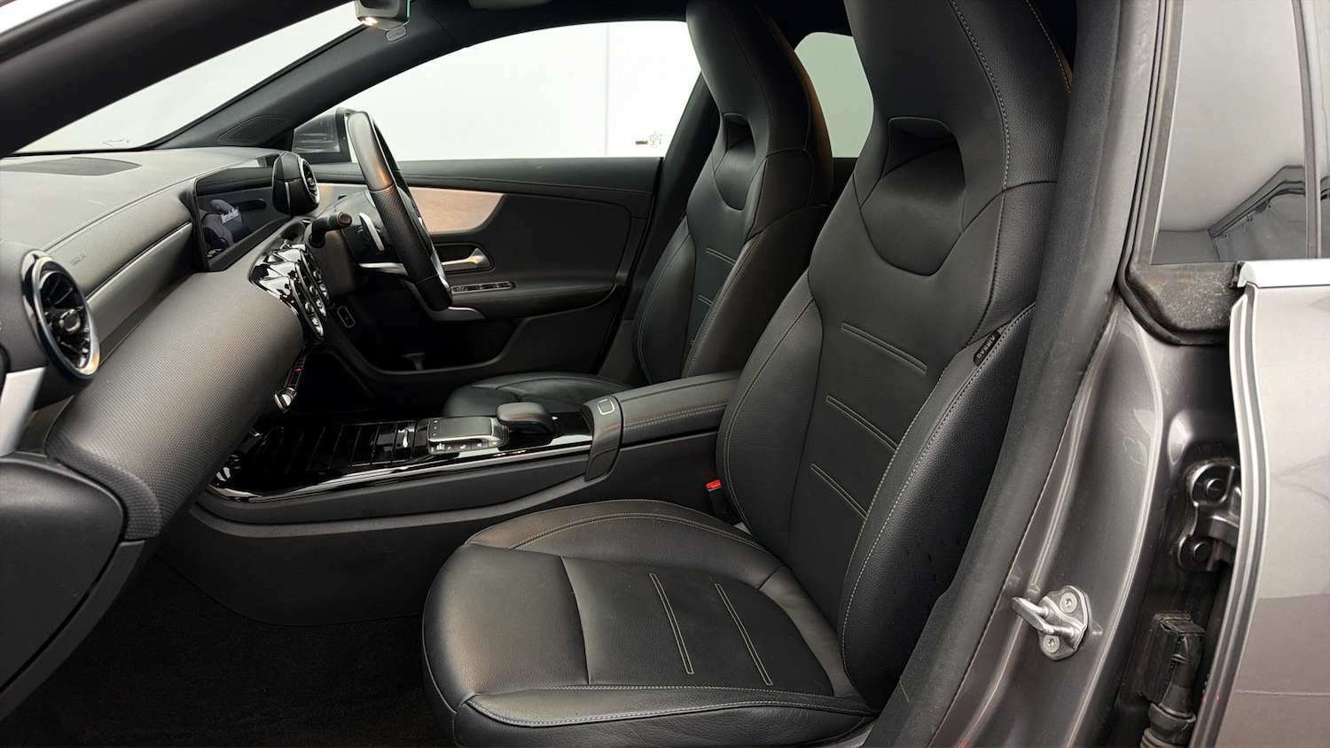 Used Mercedes-Benz CLA 2022 for sale - 77950242: Photo 13