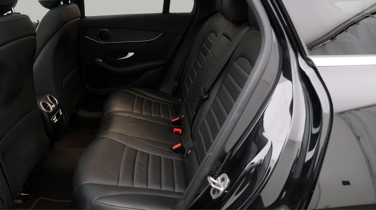 Used Mercedes-Benz GLC 2022 for sale - 77616502: Photo 16