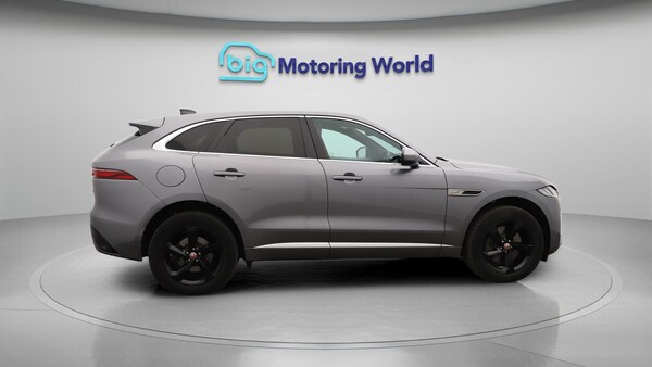 Used Jaguar F-Pace 2022 for sale - 75563594: Photo 9