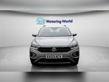 Used Volkswagen T-Roc 2023 for sale - 78181918: Photo