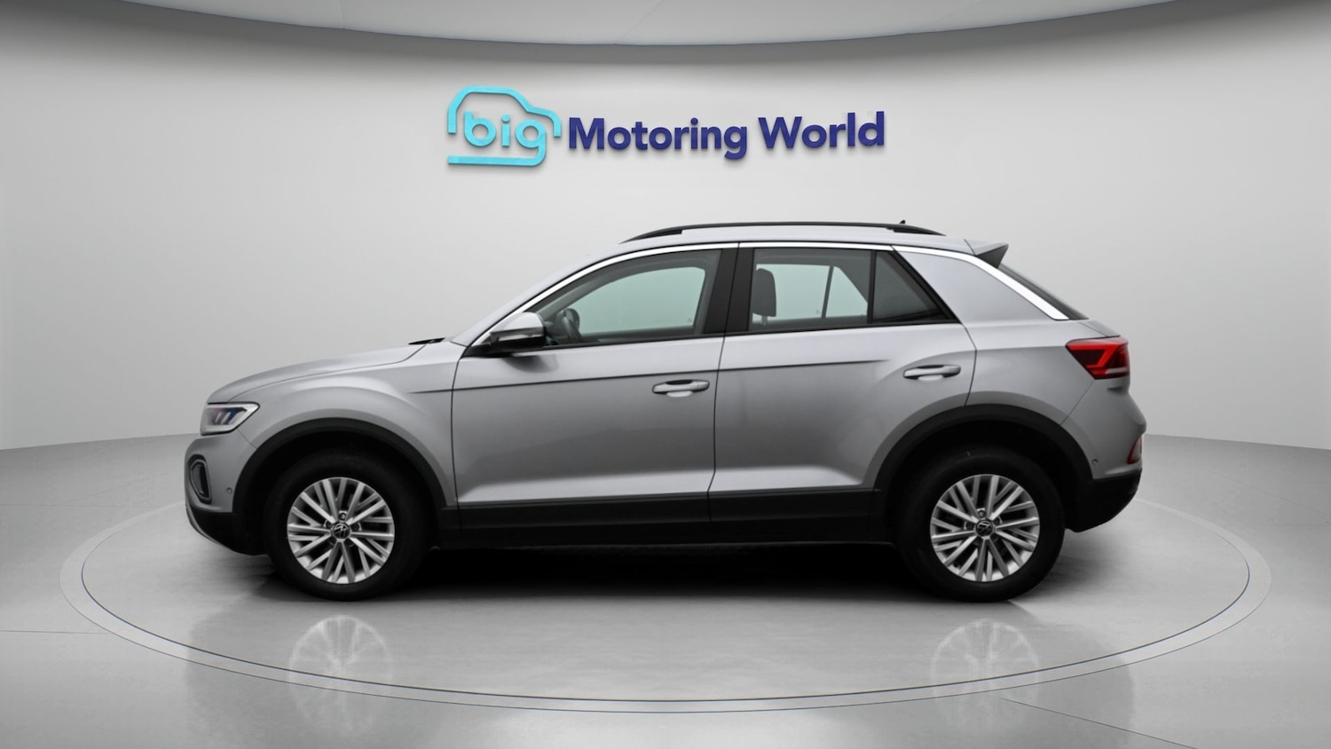 Used Volkswagen T-Roc 2023 for sale - 78181918: Photo 4