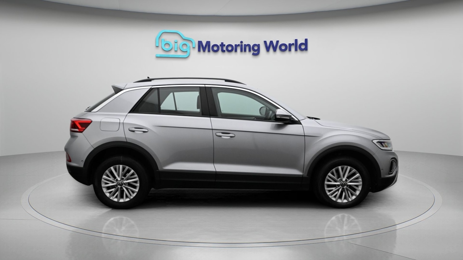 Used Volkswagen T-Roc 2023 for sale - 78181918: Photo 8