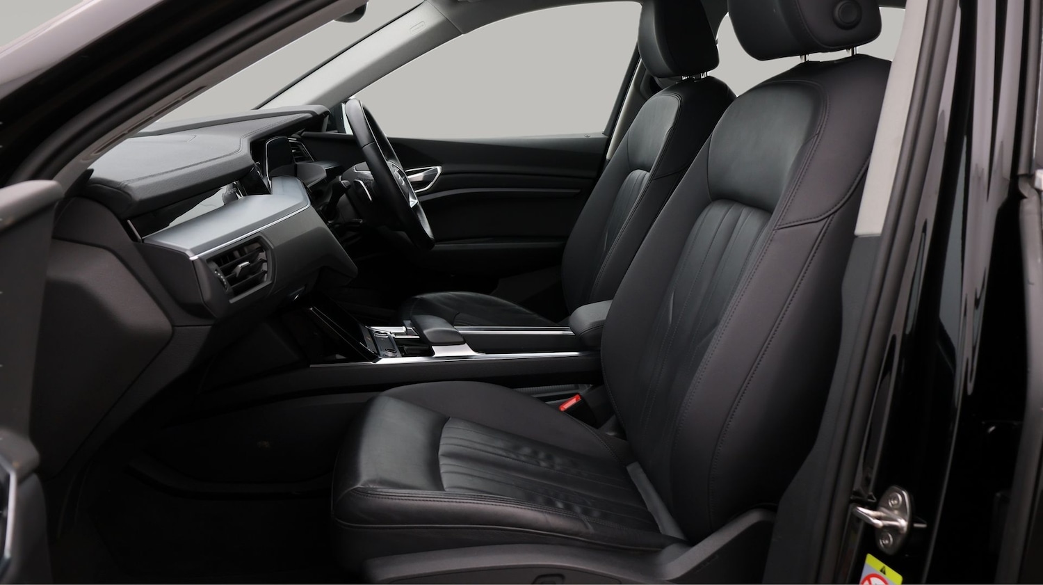 Used Audi e-tron 2022 for sale - 77211605: Photo 14