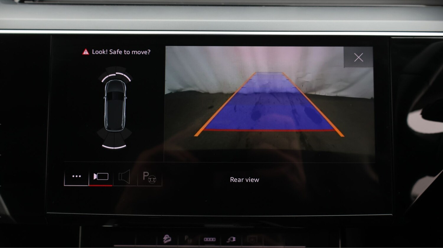 Used Audi e-tron 2022 for sale - 77211605: Photo 23