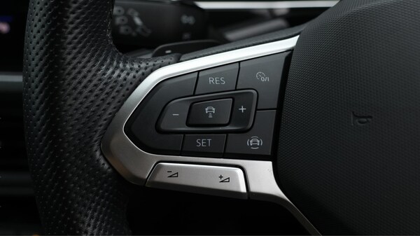 Used Volkswagen T-Cross 2021 for sale - 75431156: Photo 24