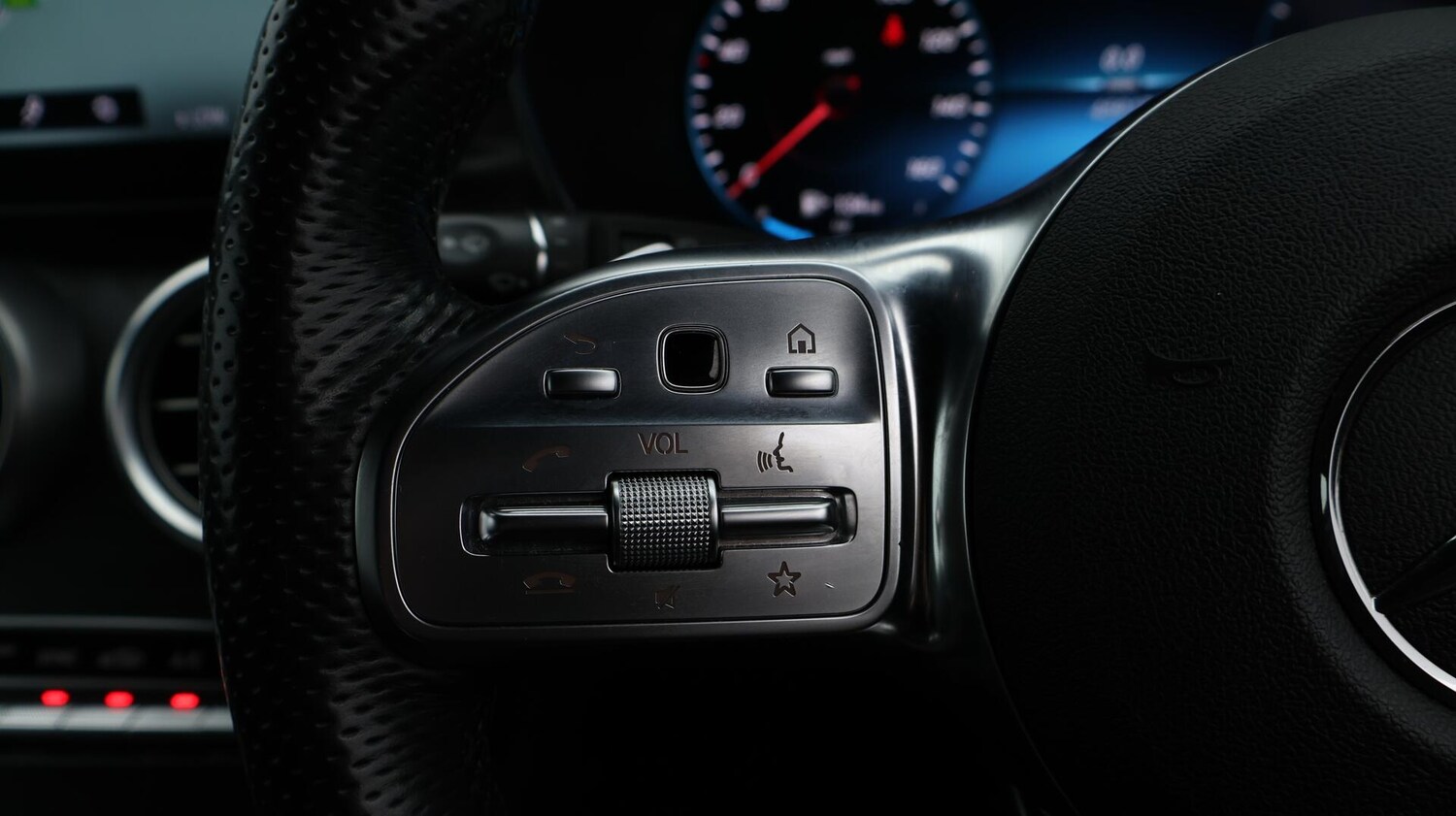 Used Mercedes-Benz GLC 2020 for sale - 76549990: Photo 26