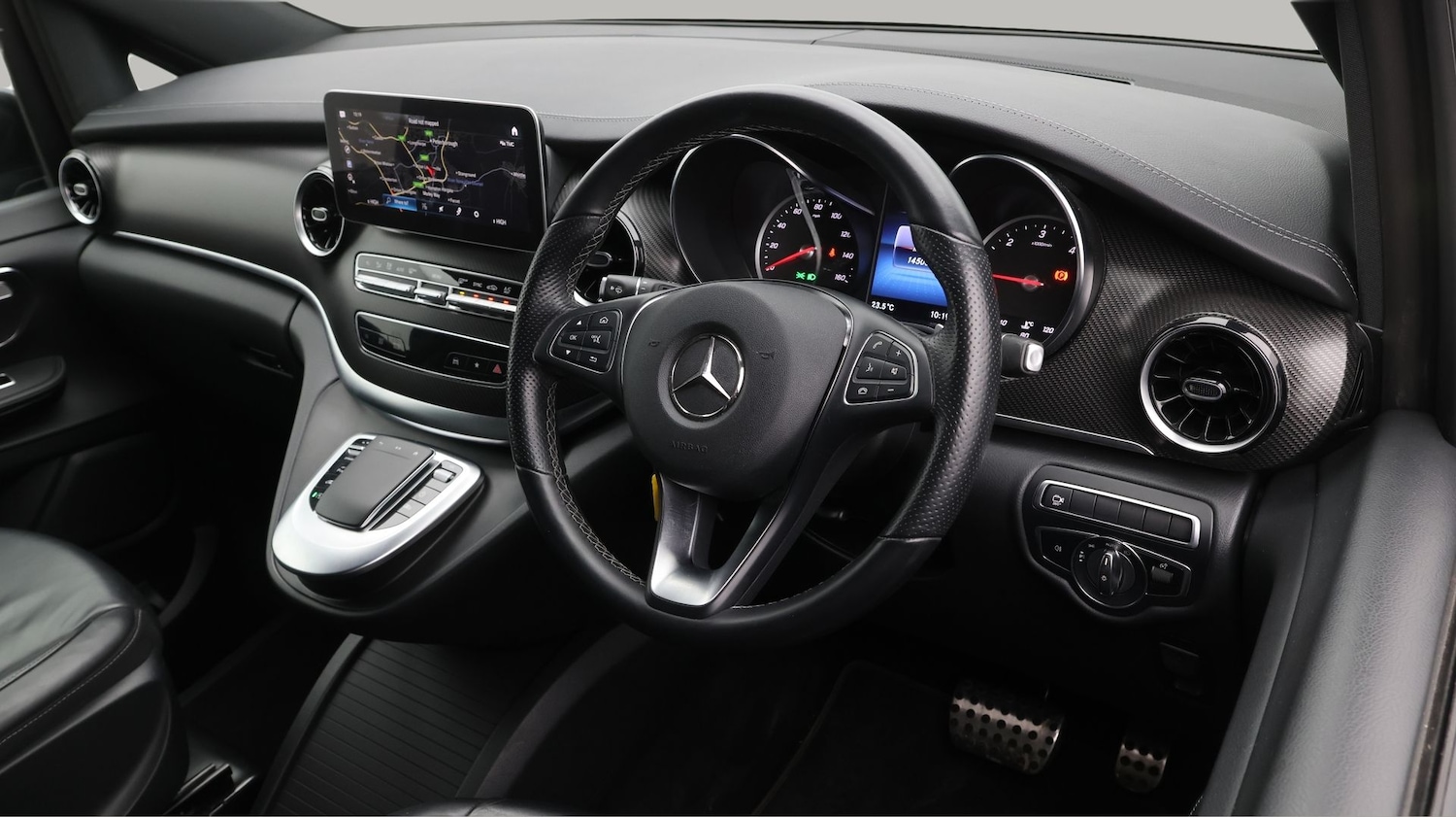 Used Mercedes-Benz V-Class 2023 for sale - 78012904: Photo 9