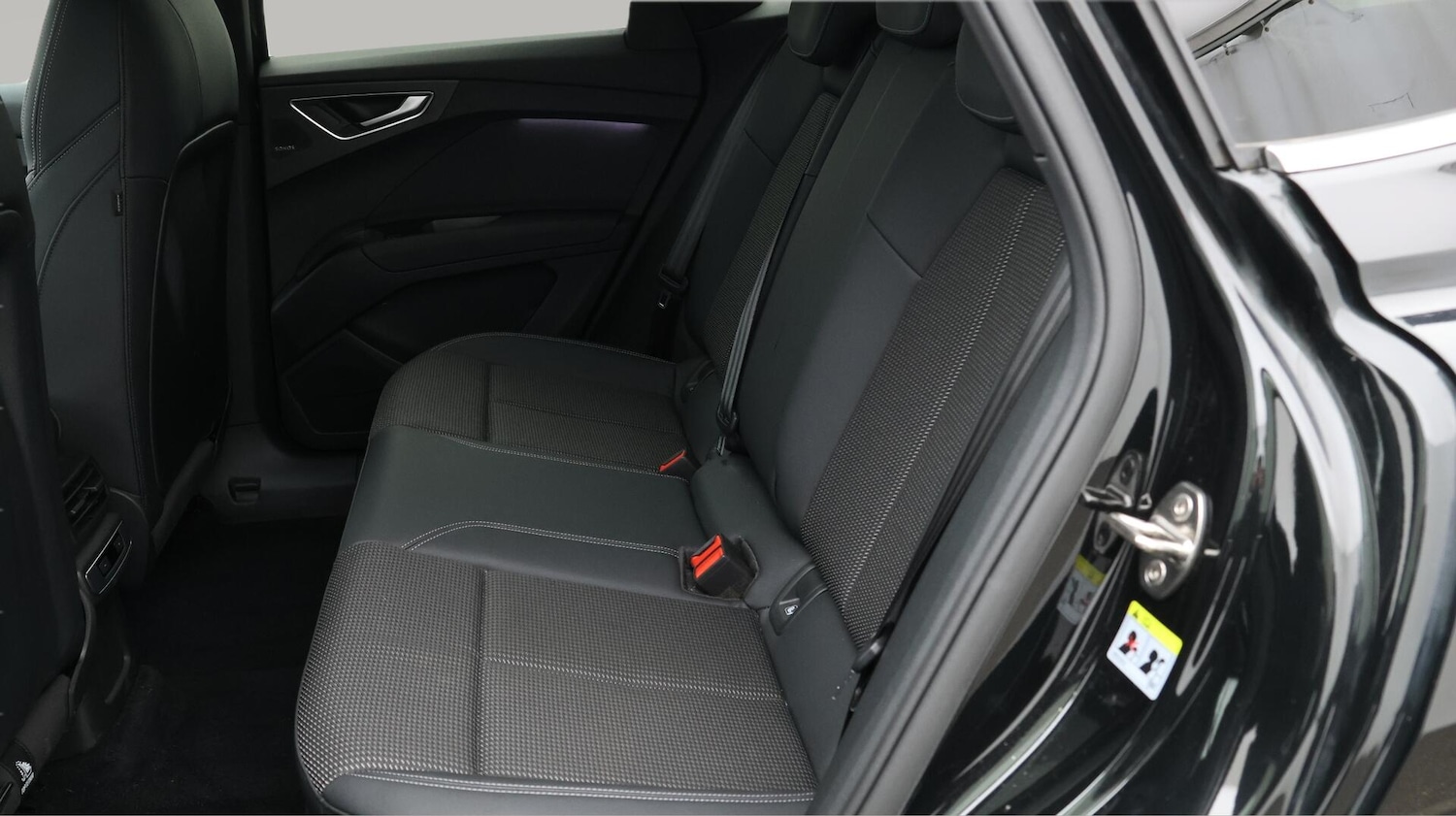 Used Audi Q4 e-tron 2023 for sale - 76786804: Photo 17