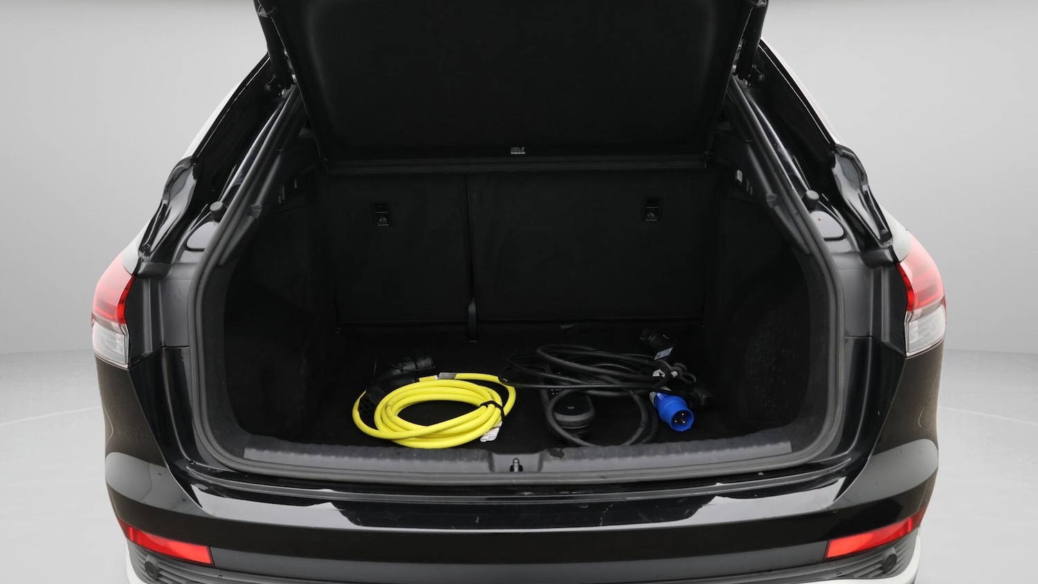 Used Audi Q4 e-tron 2023 for sale - 76786804: Photo 18