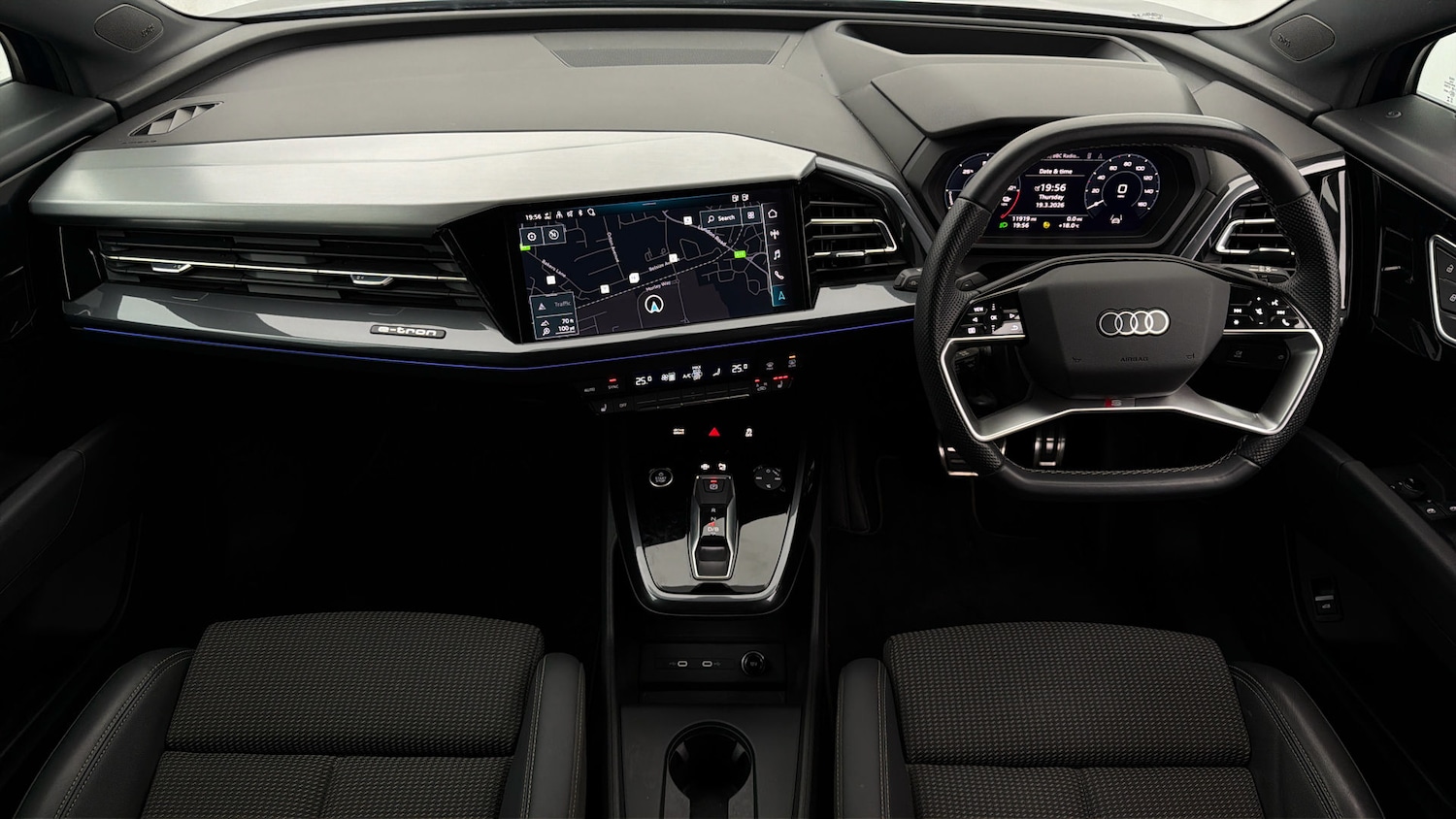 Used Audi Q4 e-tron 2023 for sale - 77961657: Photo 12