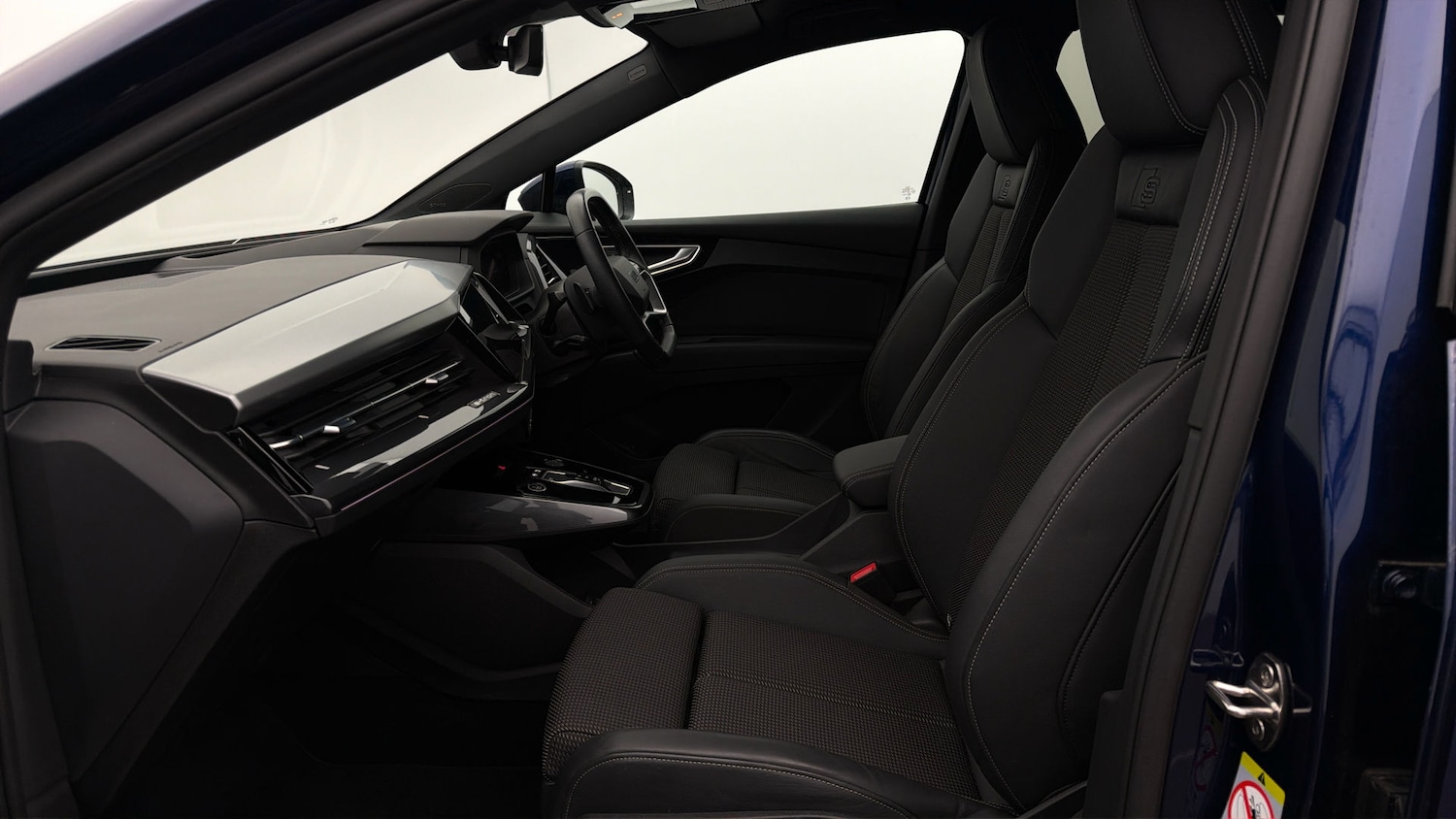 Used Audi Q4 e-tron 2023 for sale - 77961657: Photo 13