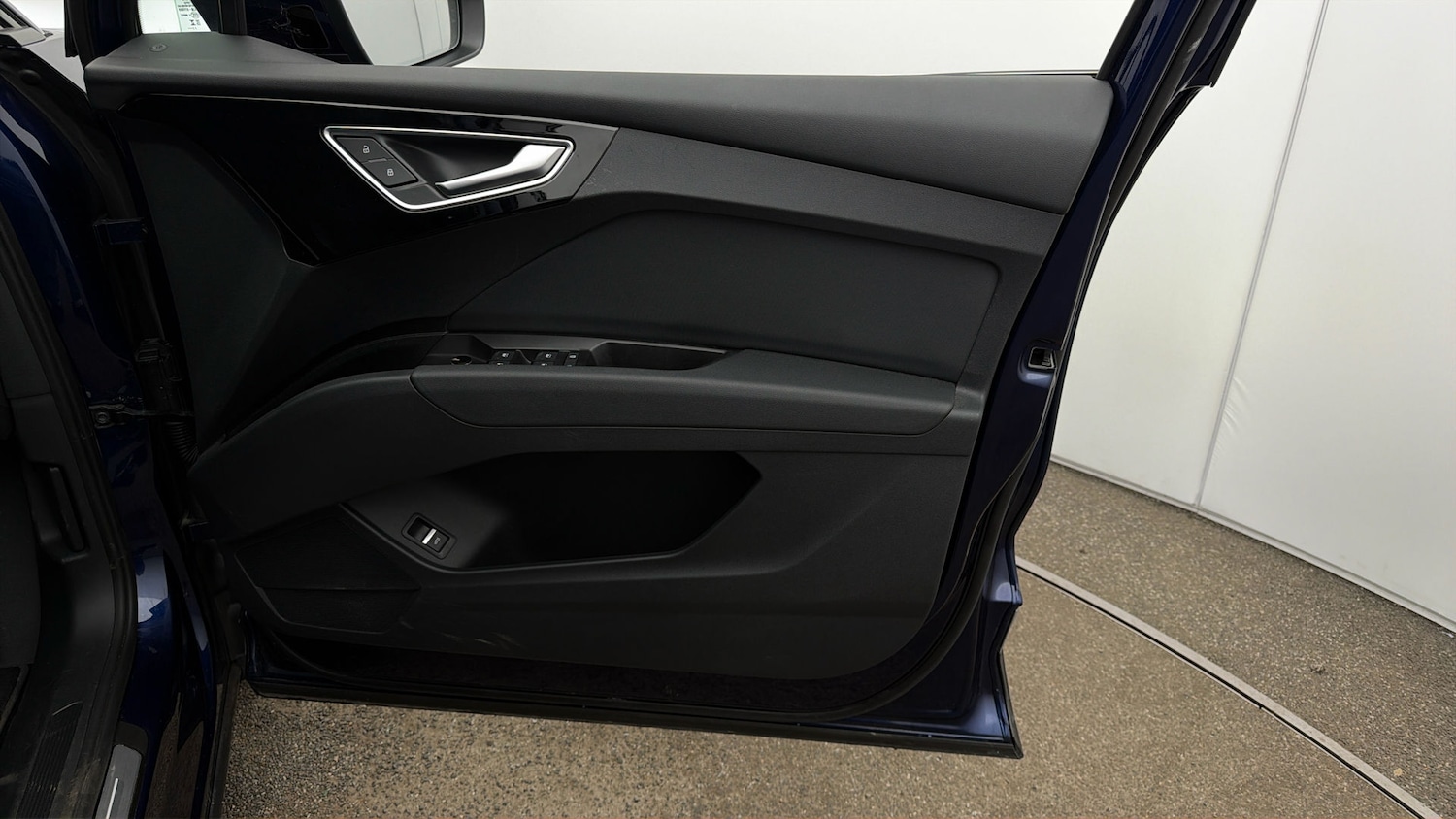 Used Audi Q4 e-tron 2023 for sale - 77961657: Photo 14