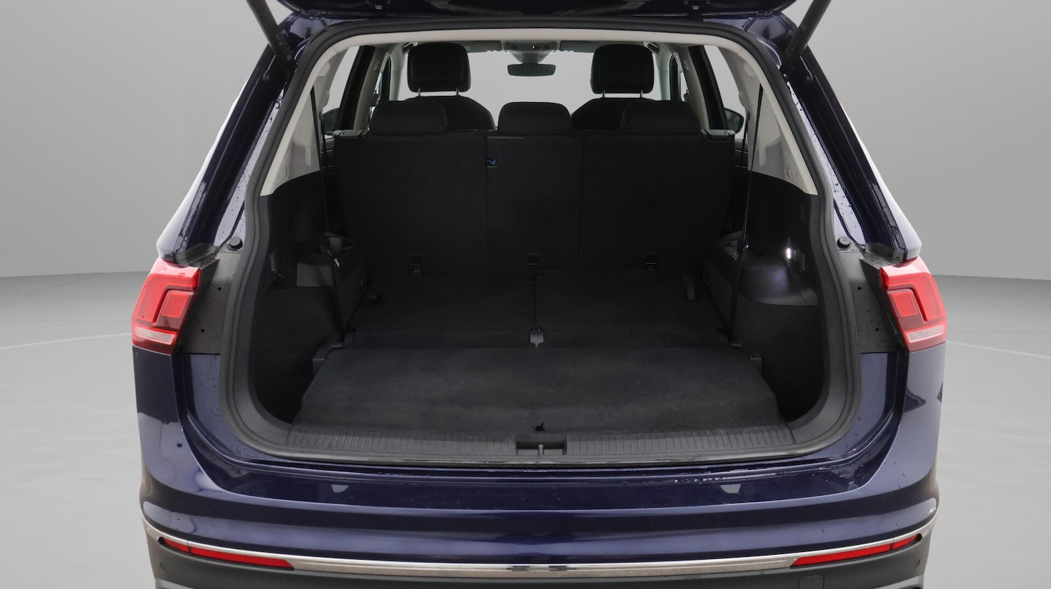 Used Volkswagen Tiguan Allspace 2023 for sale - 76151874: Photo 18