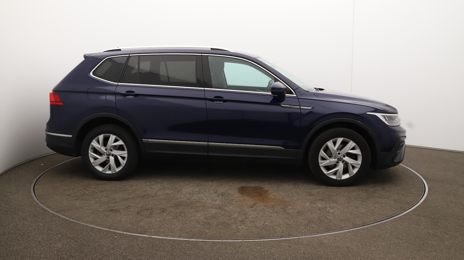 Used Volkswagen Tiguan Allspace 2023 for sale - 76151874: Photo 53