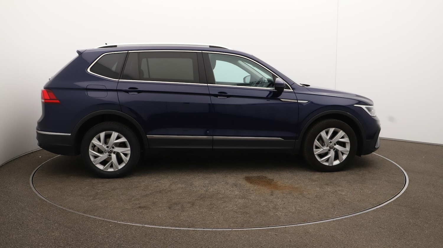 Used Volkswagen Tiguan Allspace 2023 for sale - 76151874: Photo 54