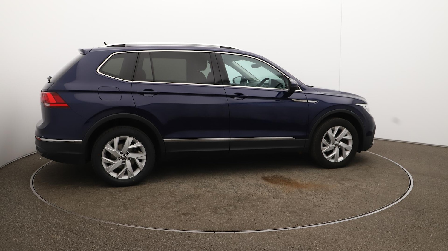 Used Volkswagen Tiguan Allspace 2023 for sale - 76151874: Photo 55
