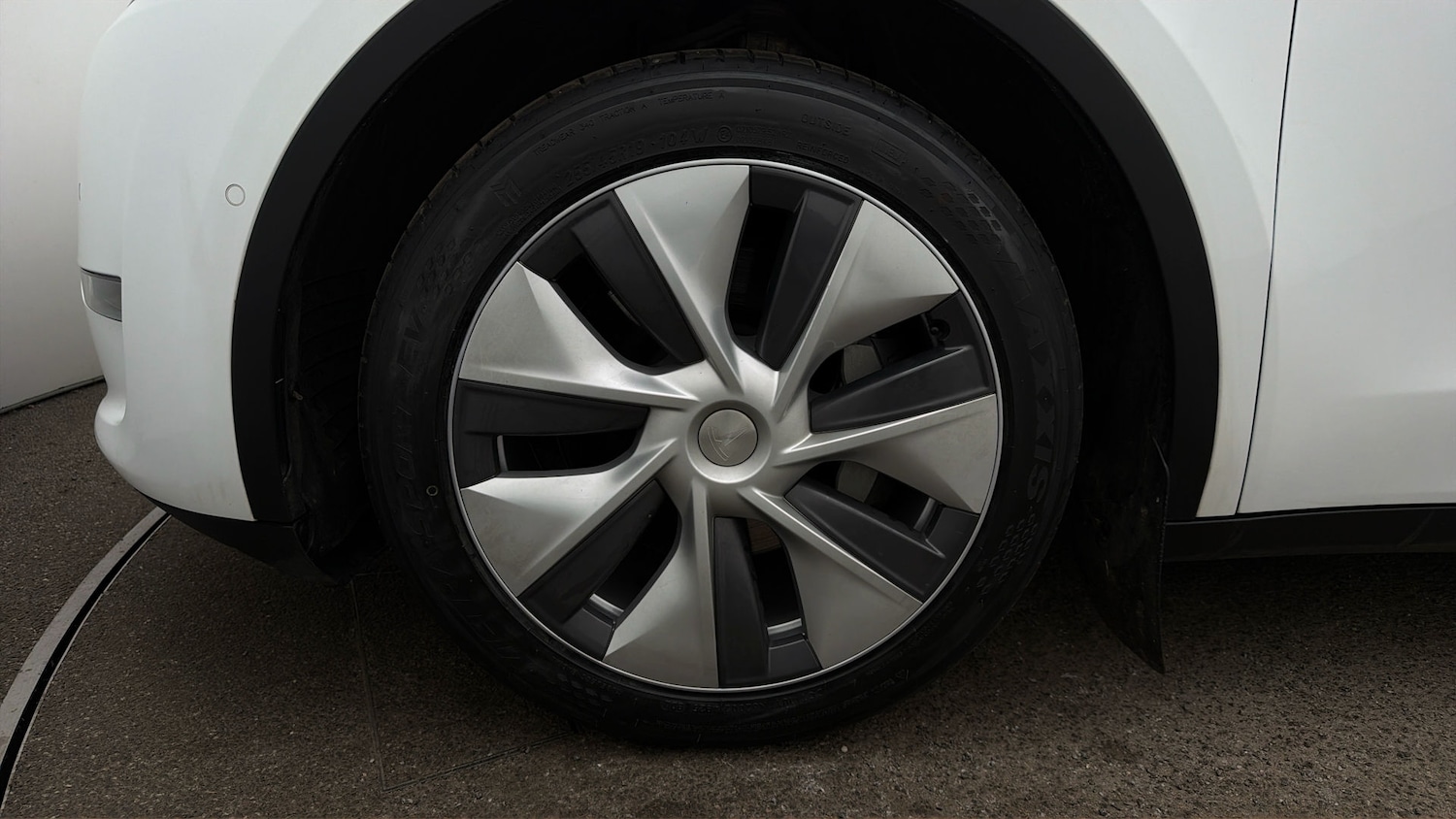 Used Tesla Model Y 2022 for sale - 77946900: Photo 17