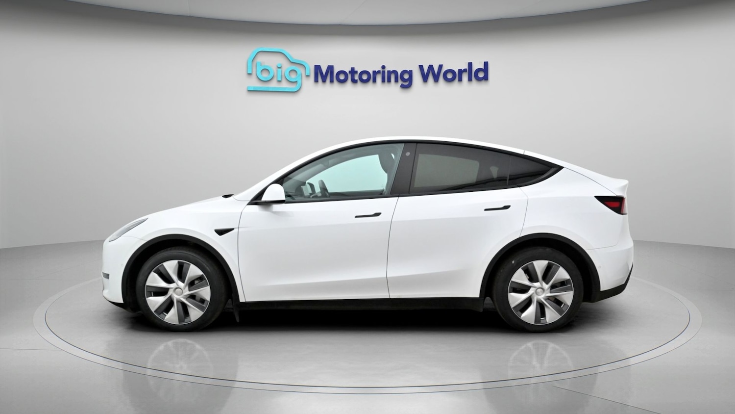 Used Tesla Model Y 2022 for sale - 77946900: Photo 4