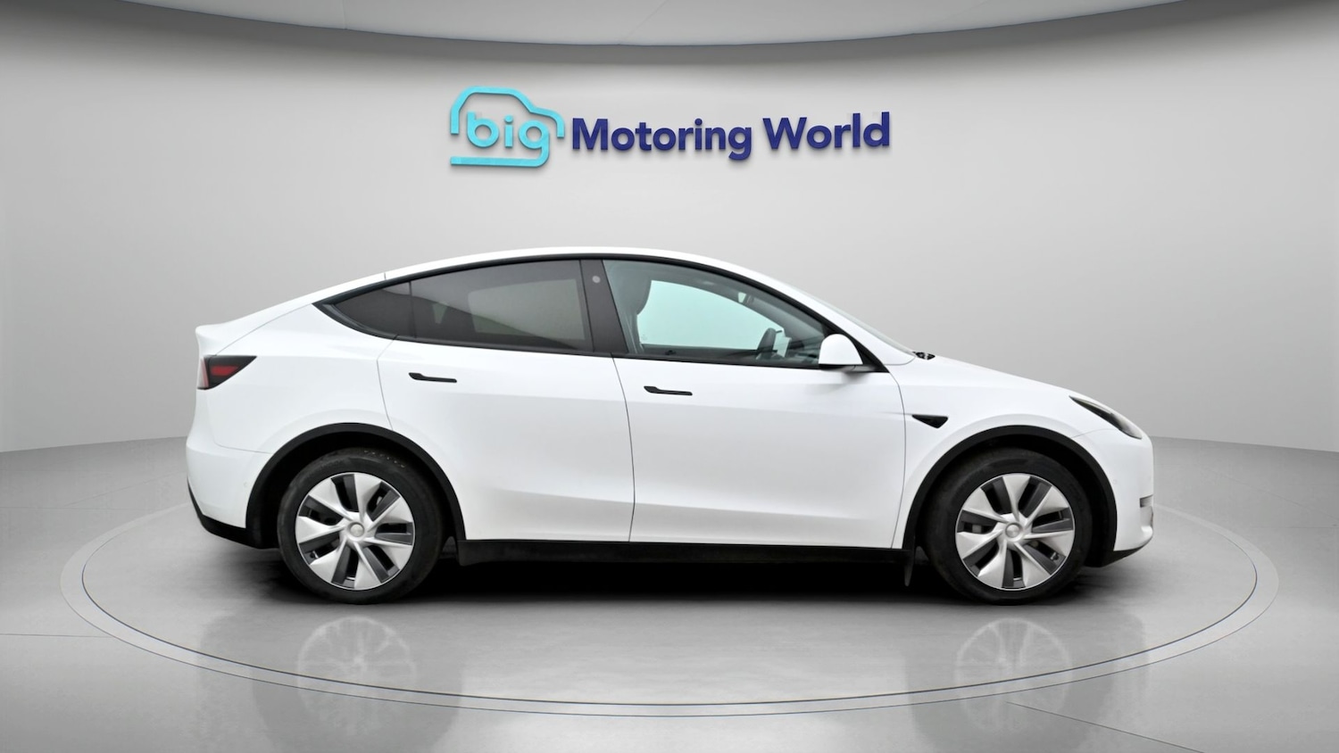 Used Tesla Model Y 2022 for sale - 77946900: Photo 8