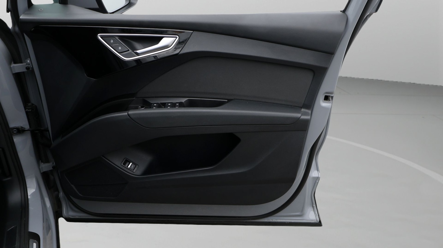 Used Audi Q4 e-tron 2023 for sale - 77303857: Photo 15