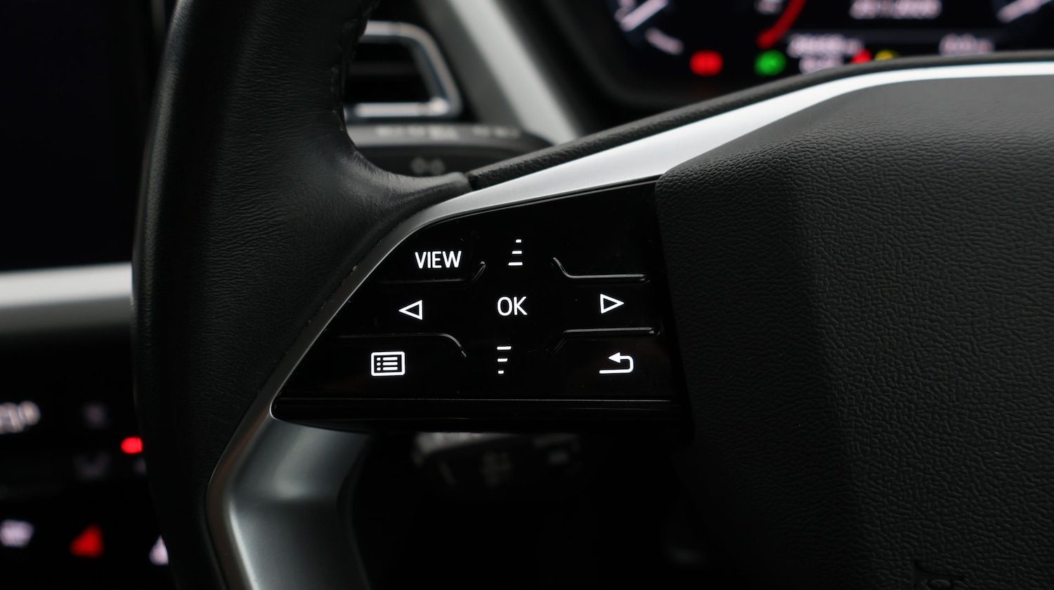 Used Audi Q4 e-tron 2023 for sale - 77303857: Photo 22