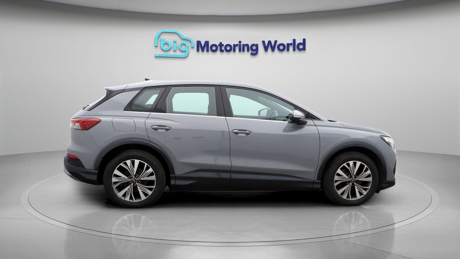 Used Audi Q4 e-tron 2023 for sale - 77303857: Photo 8