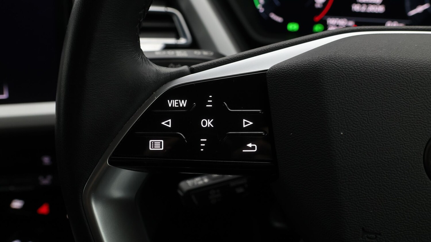 Used Audi Q4 e-tron 2023 for sale - 77516630: Photo 24