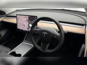 Used Tesla Model 3 2023 for sale - 78477029: Photo