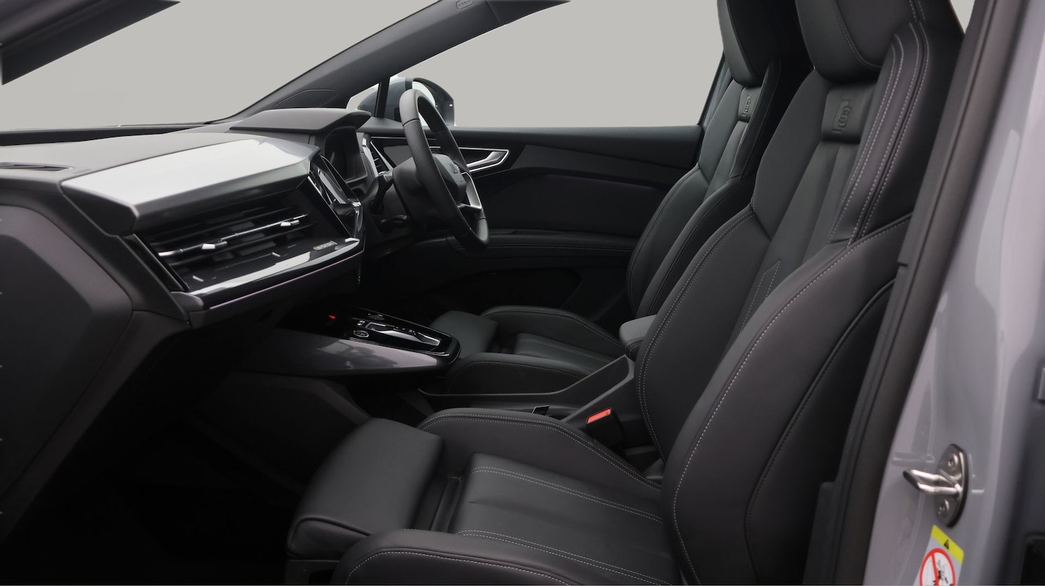 Used Audi Q4 e-tron 2025 for sale - 77615914: Photo 14