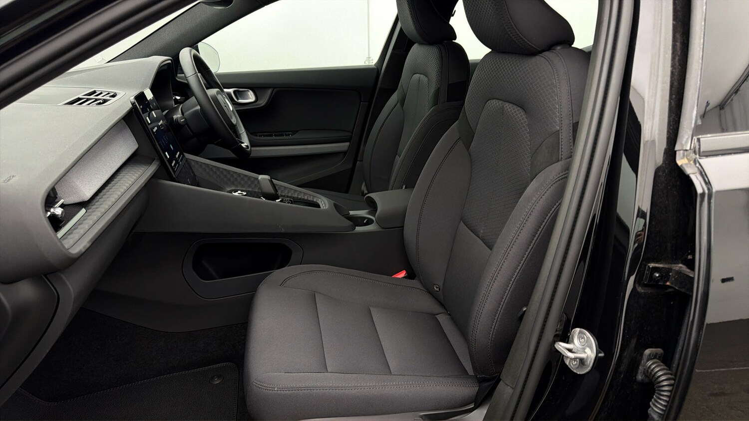 Used Polestar Polestar 2 2024 for sale - 77973839: Photo 13