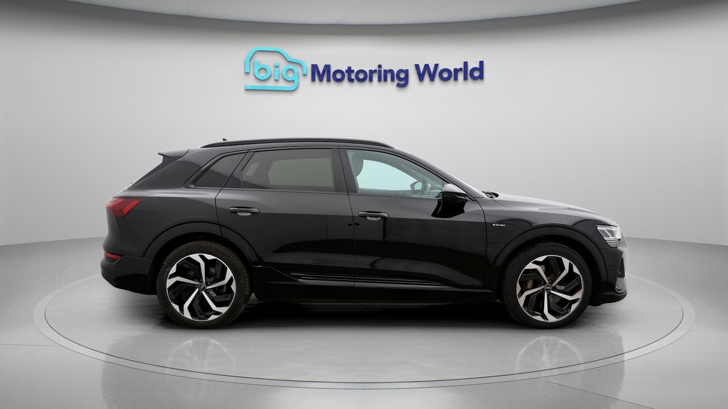 Used Audi e-tron 2021 for sale - 77353860: Photo 8