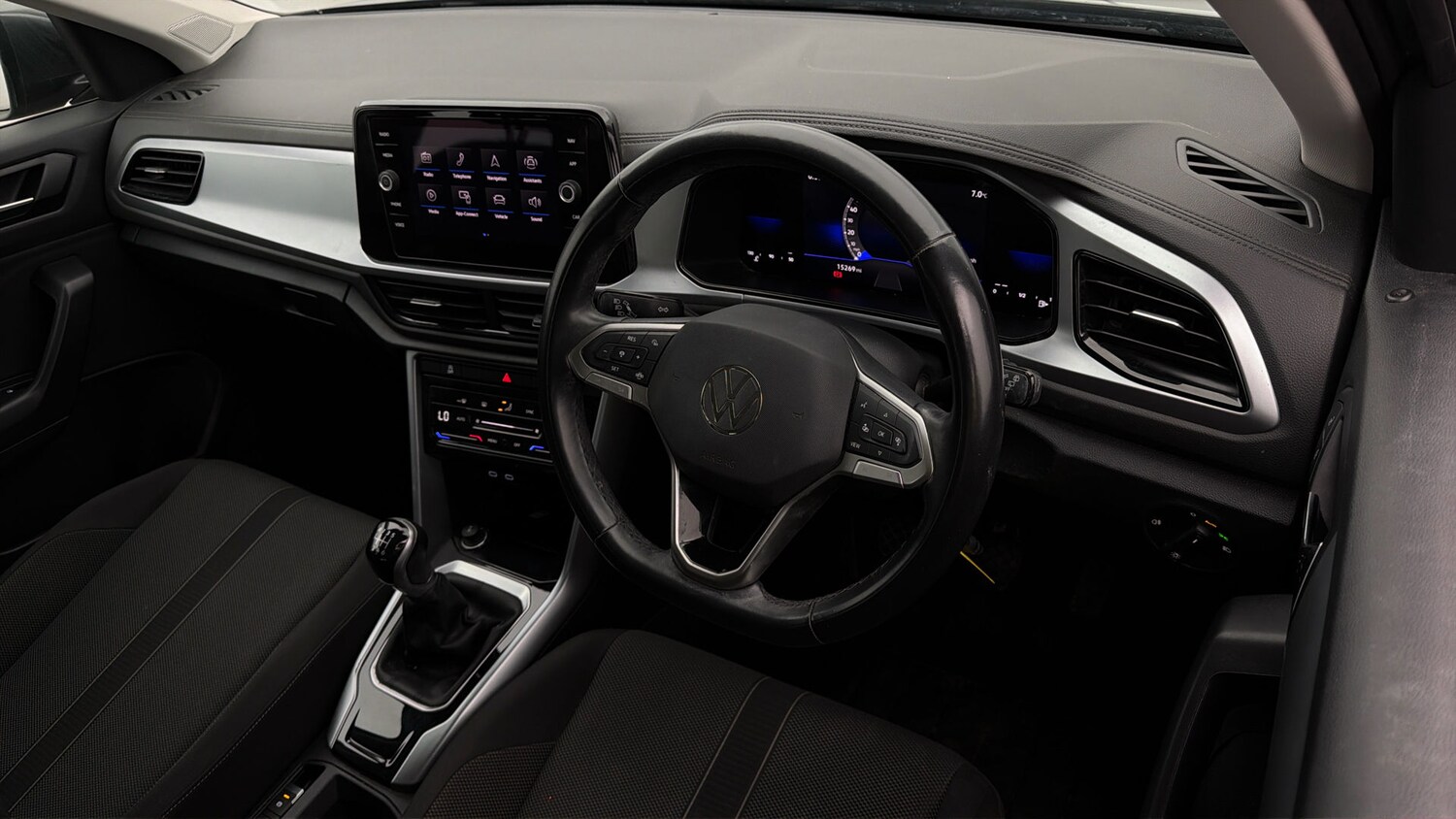 Used Volkswagen T-Roc 2023 for sale - 78025862: Photo 9