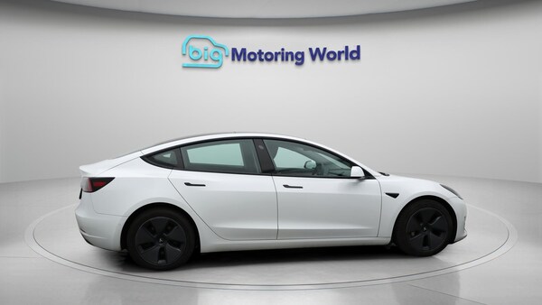 Used Tesla Model 3 2021 for sale - 76239855: Photo 9