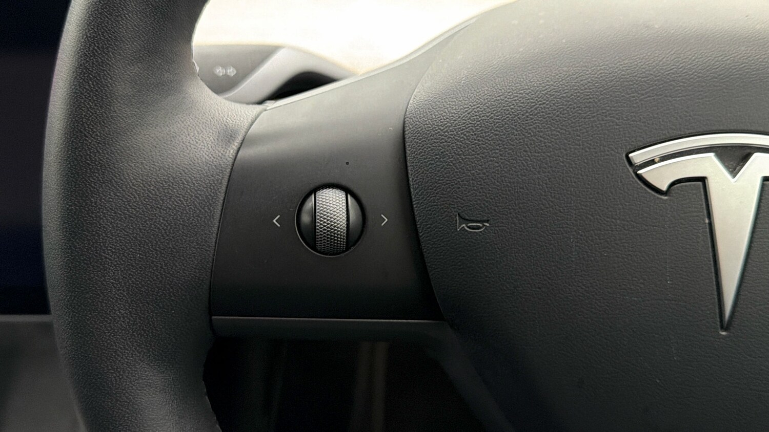 Used Tesla Model 3 2022 for sale - 77946887: Photo 22