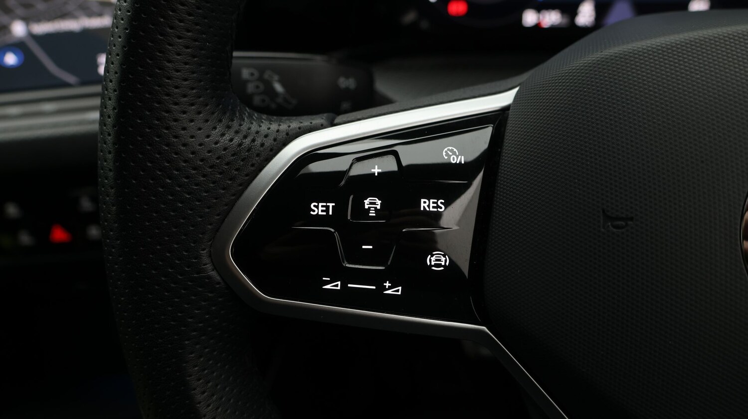 Used Volkswagen Golf 2023 for sale - 77502468: Photo 25