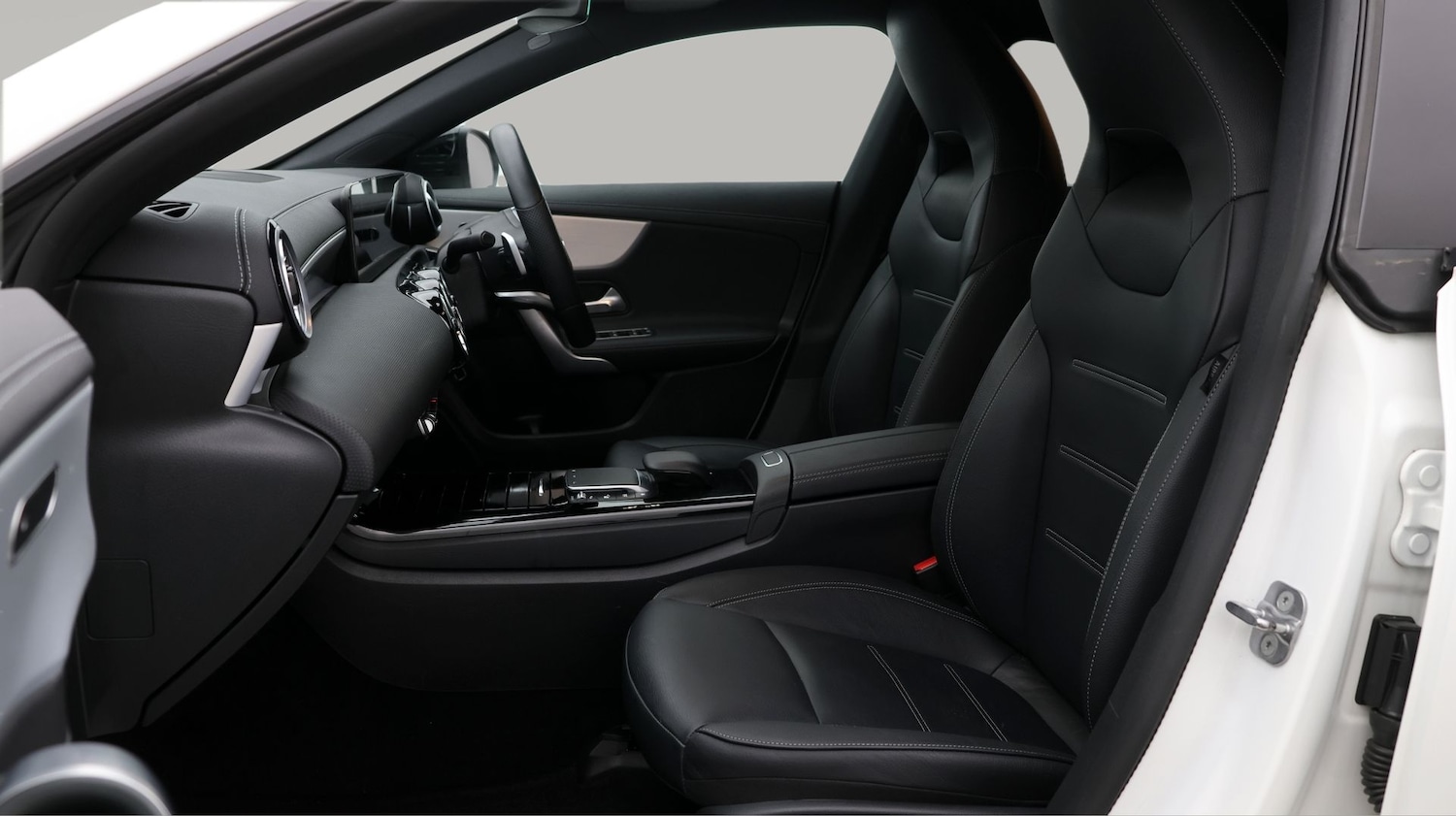 Used Mercedes-Benz CLA 2022 for sale - 77502792: Photo 14