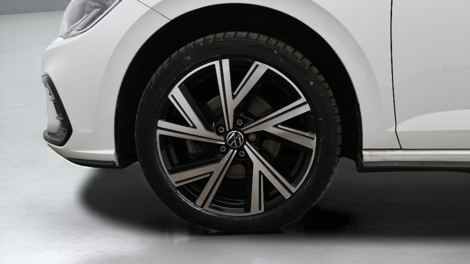 Used Volkswagen Polo 2024 for sale - 77283969: Photo 18