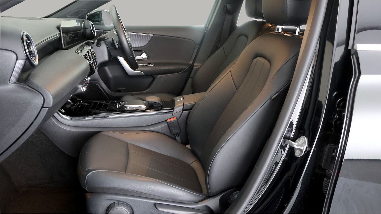 Used Mercedes-Benz A-Class 2022 for sale - 77777510: Photo 13