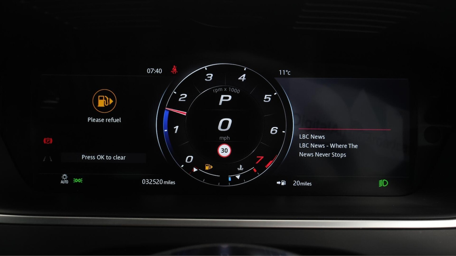 Used Jaguar F-Type 2020 for sale - 76397836: Photo 11